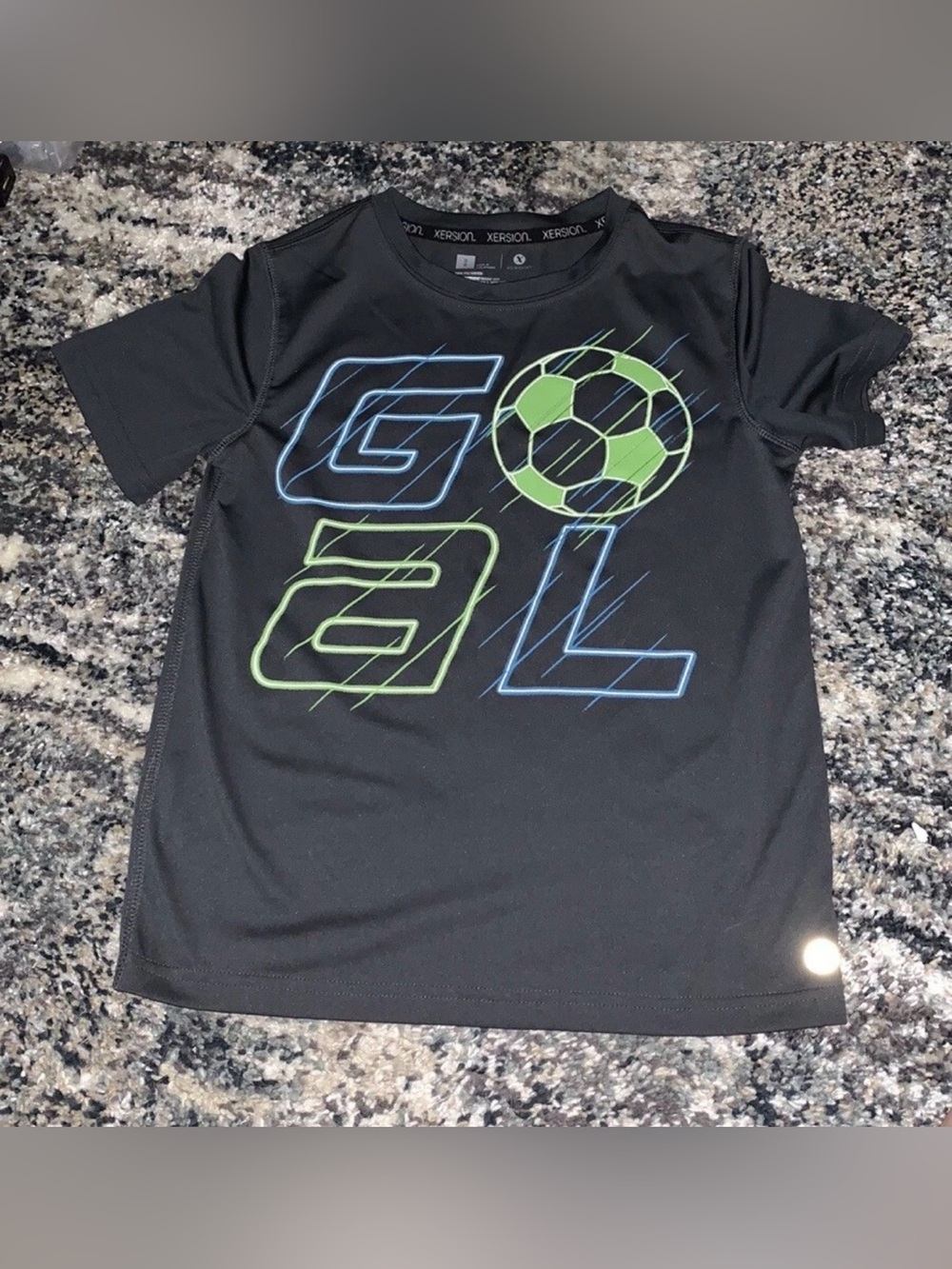 Xersion Top Boys size 8 Pre Owned